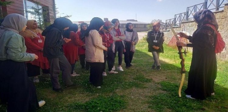 Erciyes Doğa Kampları devam ediyor