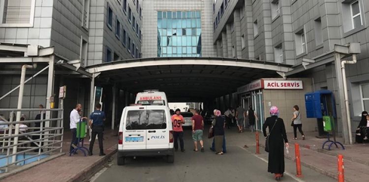 Hastanede yataktan düşen siroz hastası hayatını kaybetti