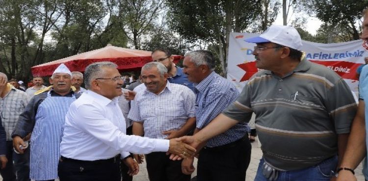 Başkan Büyükkılıç, gurbetçilerle