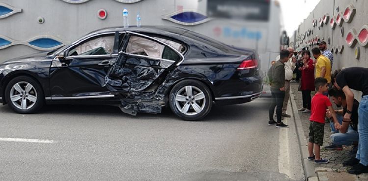 3 araç birbirine girdi, 44 yolcu ölümden döndü