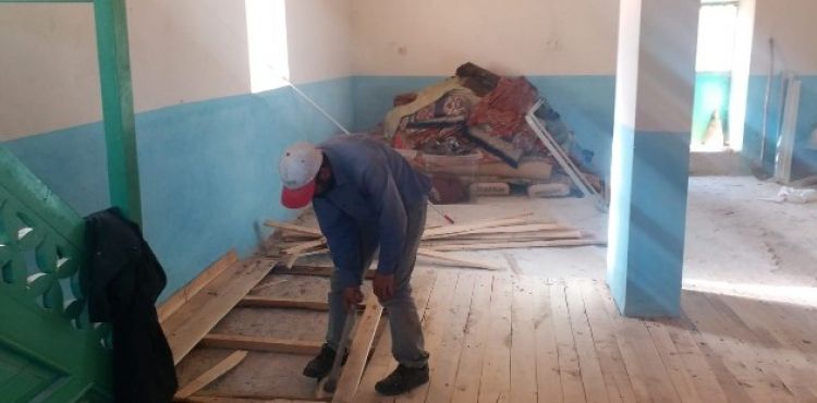 Mahalle sakinlerinden imece örneği
