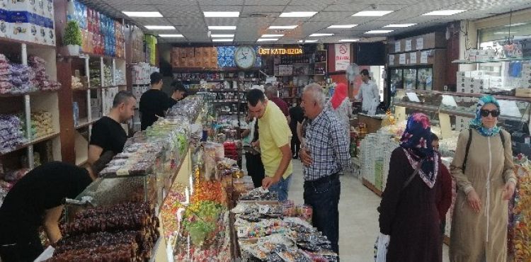 365 gün bu işi yapan yerlerden şekerlerinizi alın”