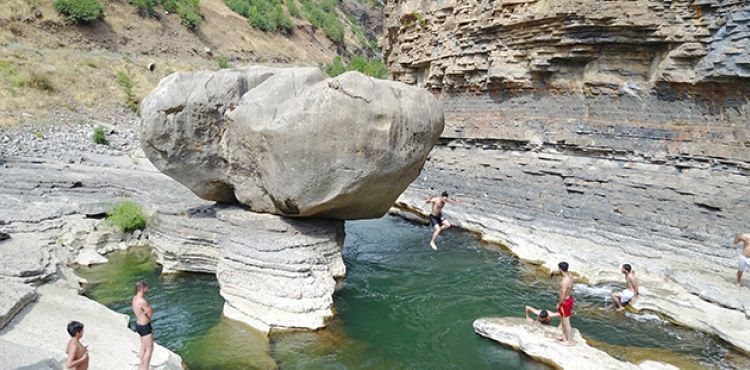 Terör bitti Kato Dağı etekleri Antalya sahillerine dönüştü