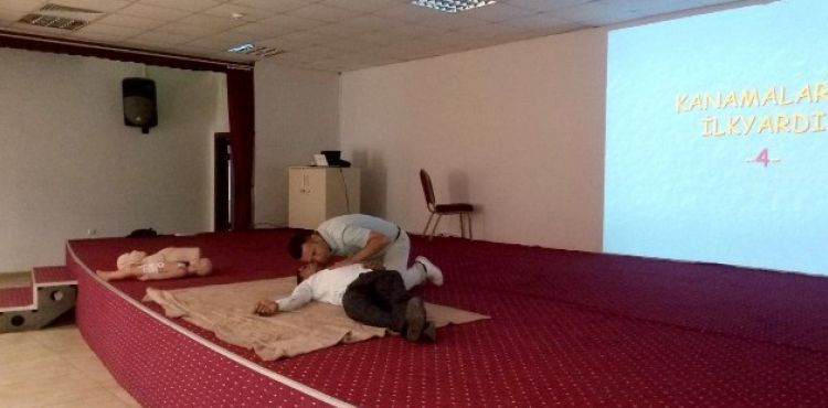 Muhtarlar, mahallenin sertifikalı sağlıkçıları oldu