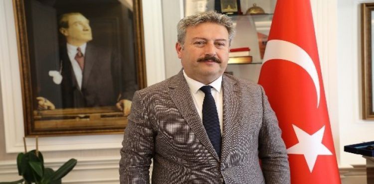 Başkan Palancıoğlu: “Hayvan sevgisi mevsimlik olmamalı”