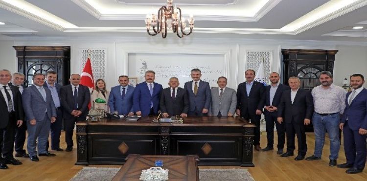 Başkanlardan Mustafa Yalçın'a destek ziyareti