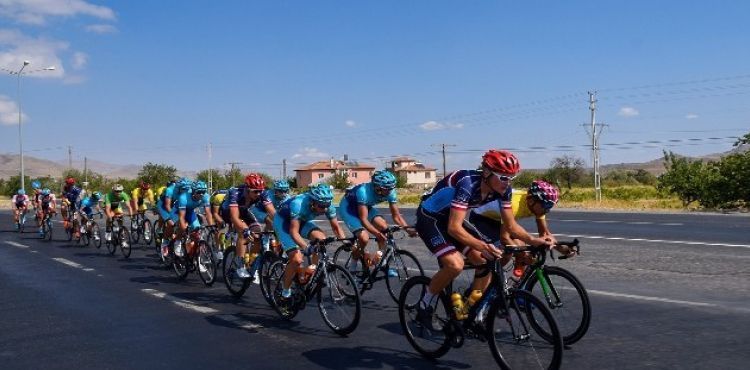 Kayseri'de Uluslararası Bisiklet Yarışları Başlıyor