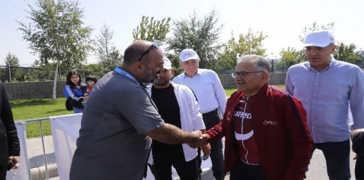 Tour Of Central Anatolia'ya Başkan Büyükkılıç Start Verdi