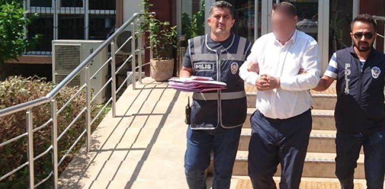 Hasta gibi davranarak, hastaları soyan şoför tutuklandı