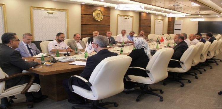 Eğitim Hizmetleri Genel Müdürü Kadir Dinç'ten İl Müftülüğü'ne ziyaret