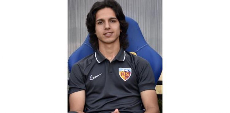 Emre Demir, U17 Milli takmna davet edildi