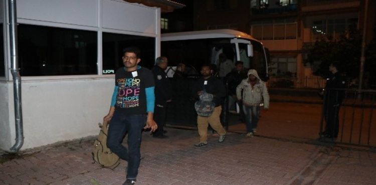 Kayseri'de 49 düzensiz göçmen yakalandı