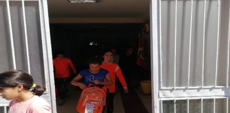 Toplum Destekli Polisler, okullarda da çocukların yüzünü güldürüyor