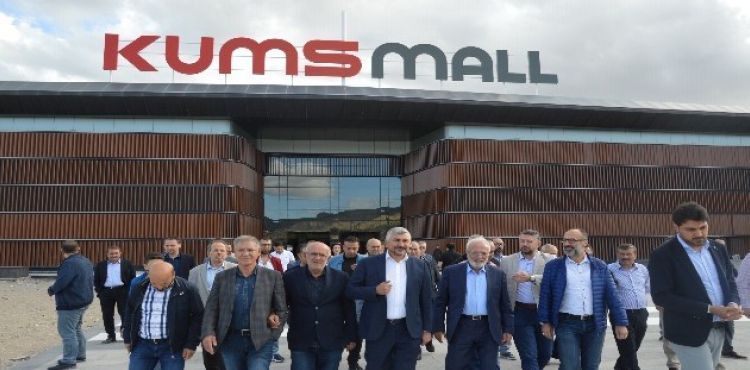 Mustafa Elitaş,Mustafa Elitaş, KUMSMALL AVM'yi gezdi KUMSMALL AVM'yi gezdi
