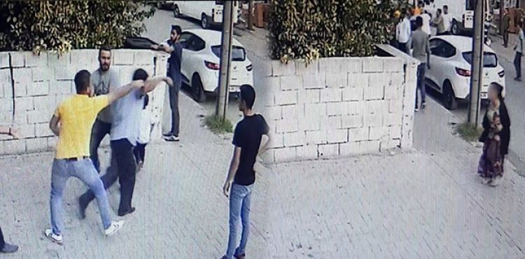 Sokak ortasında kocadan hamile eşine şiddet iddiası