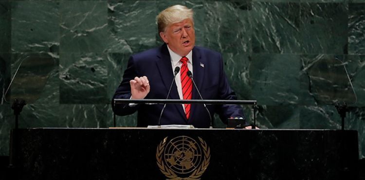 Trump : 'İran halkı yoksulluğu azaltan bir hükümeti hak ediyor'