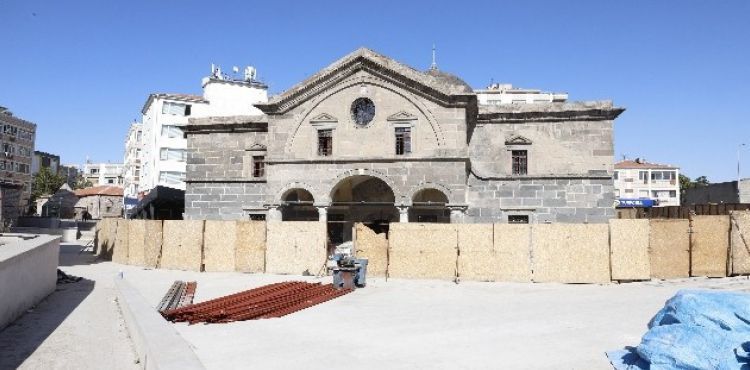 Bakan Bykkl:Kayseri ehir Ktphanesi, yl sonunda alacak