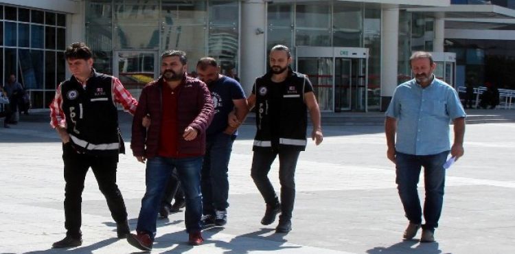 Sahte etiket ile hastanelere tıbbi malzeme veren 2 kişi tutuklandı