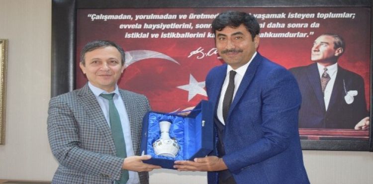 HAK-İŞ'den Erciyes Üniversitesi Rektörü'ne Ziyaret