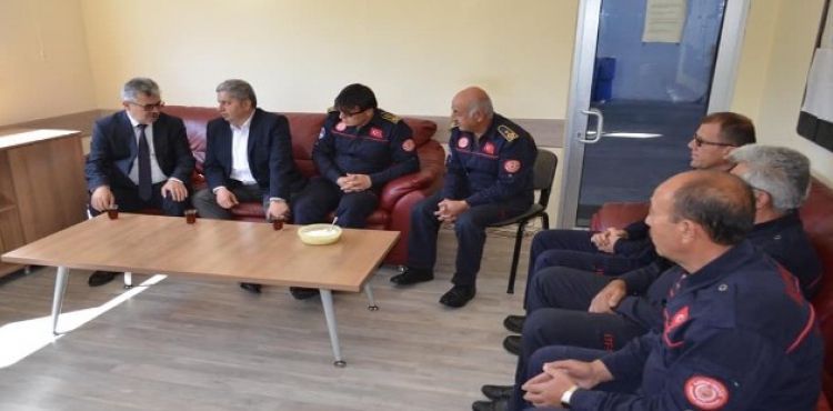 Başkan Altun itfaiye amirliğini ziyaret etti