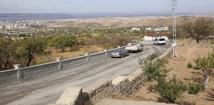 Melikgazi asfaltlama çalışmalarına hız verdi