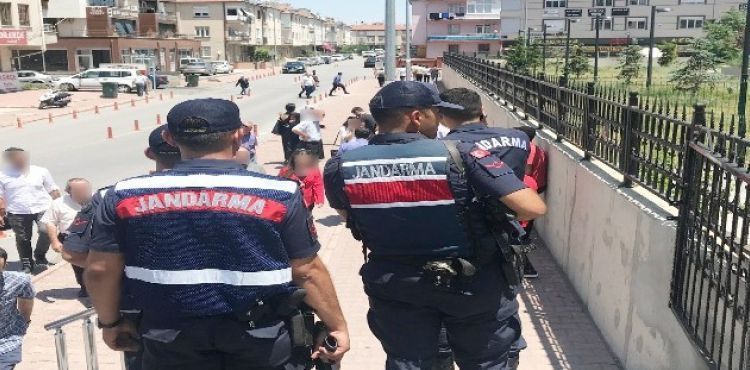 Şantajla cinsel istismara 14 yıl hapis