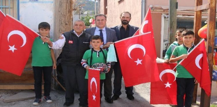 Hacılar'da Her Yer Ayyıldız