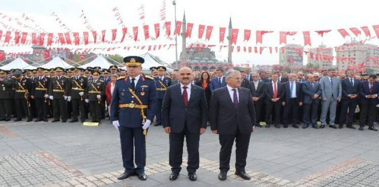Kayseri'de 29 Ekim coşkusu başladı