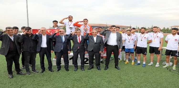 Üniversiteler Arası Cumhuriyet Kupası sona erdi.