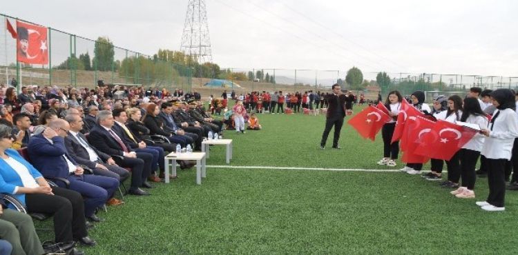 Bünyan'da Cumhuriyet Bayramı Coşkuyla Kutlandı