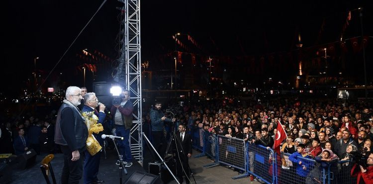 BÜYÜKŞEHİR’DEN COŞKULU KUTLAMA