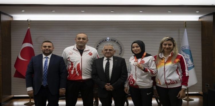 Türksoy'dan Başkana şampiyonluk sözü