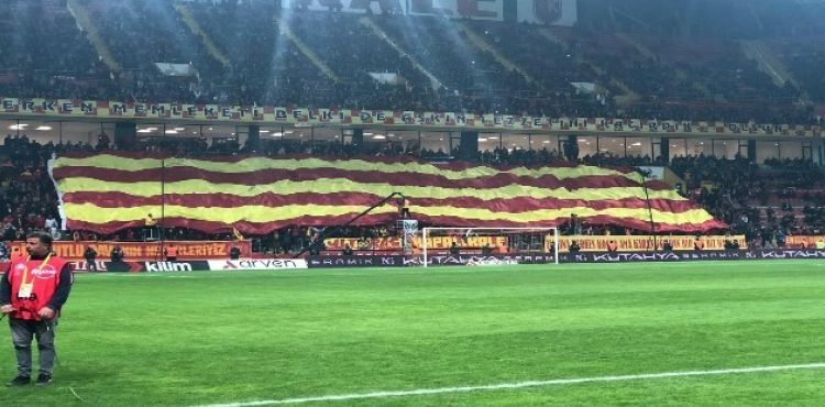 Kayserispor - Fenerbahe man 18 bin taraftar izledi