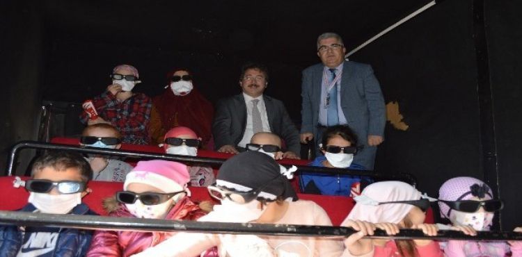 Kayseri Şehir Hastanesi'nden Lösemili Çocukları Heyecanlandıran Sürpriz