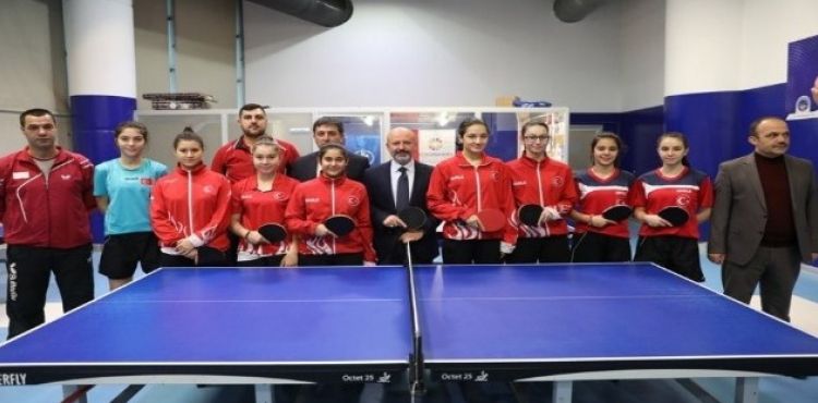 Kocasinan Belediyesi Masa Tenisi takımı Avrupa Şampiyonası'nda mücadele edecek