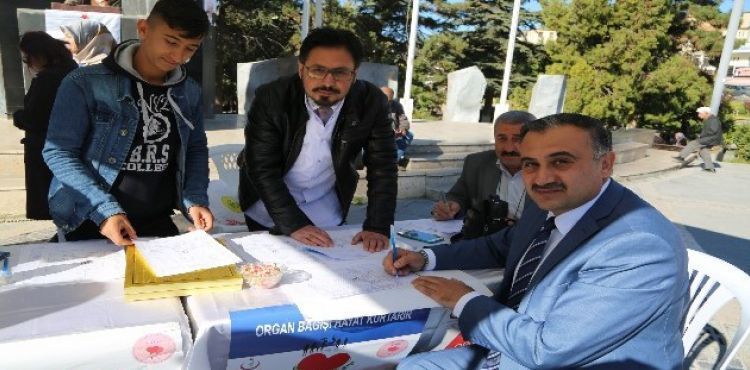 Develi'de ilçe protokolünden organ bağışına destek