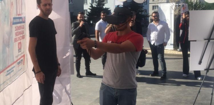Sanal gerçeklik gözlükleriyle asansörde yaşanacak güvenlik sorunlarını test ettiler