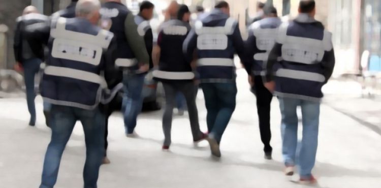 Gösteri merkezinde terör propagandası yapanların 7'si yakalandı