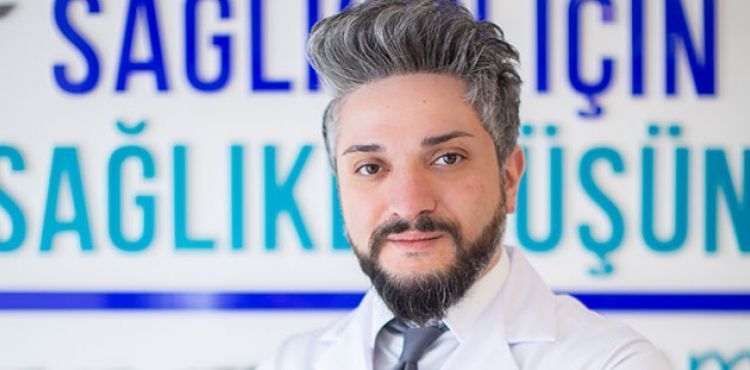 'Uyanık beyin tümörü ameliyatı felç riskini ortadan kaldırıyor'