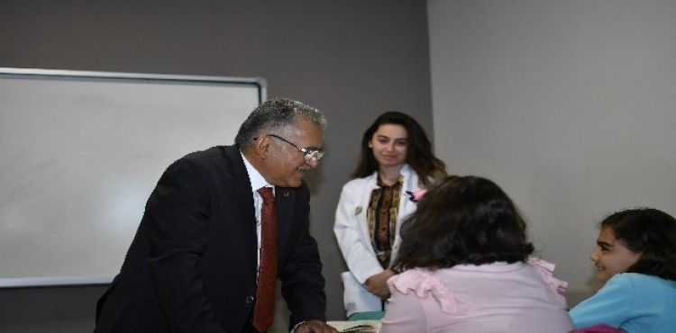 Başkan Büyükkılıç, sosyal tesislerde