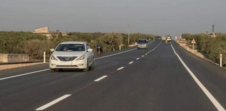 Türkiye sınırı ile Afrin arasına yapılan yol açıldı