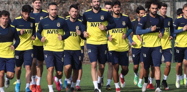 Fenerbahçe'de Yeni Malatyaspor maçı hazırlıkları sürüyor