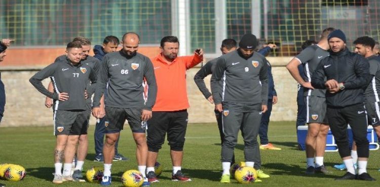 Kayserispor'da, Sivasspor mesaisi sürüyor