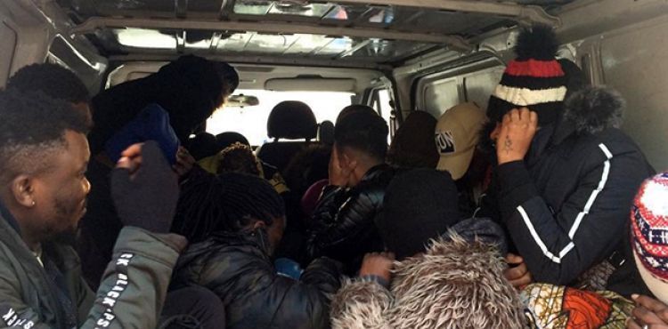 Balıkesir'de 31 düzensiz göçmen yakalandı