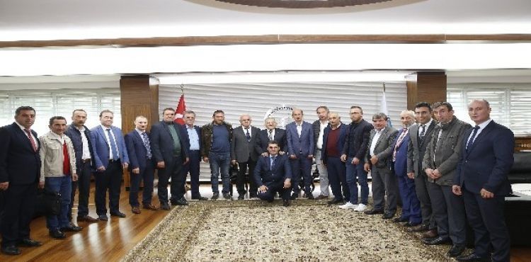 Pınarbaşılı muhtarlardan BAşkan Büyükkılıç'a teşekkür