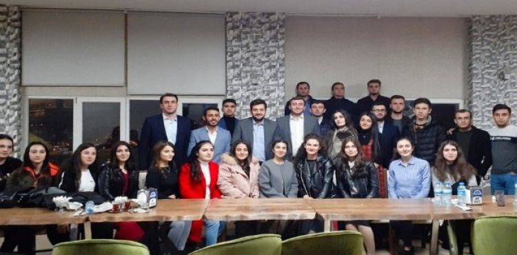 Kayseri ve Konya'daki Ahıskalı öğrenciler bir araya geldi