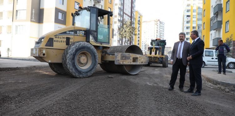 BAŞKAN PALANCIOĞLU, SİLİNDİR ARACI SÜREREK ÇALIŞMALARA KATILDI