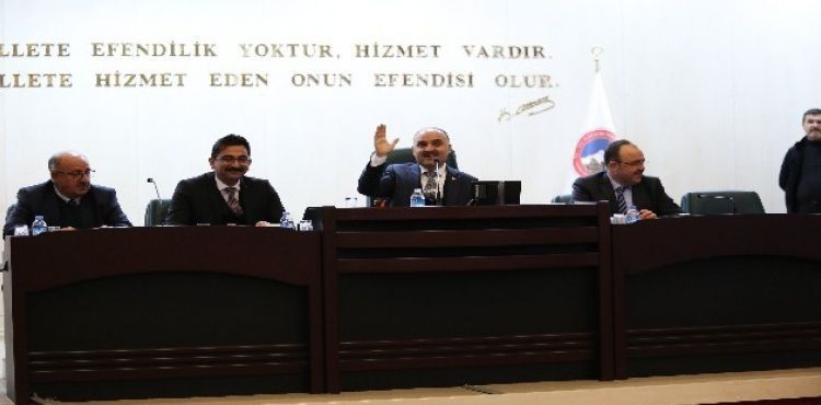 Vali Günaydın: “ Daire müdürleri muhtarları mahallelerinde ziyaret etmeli”