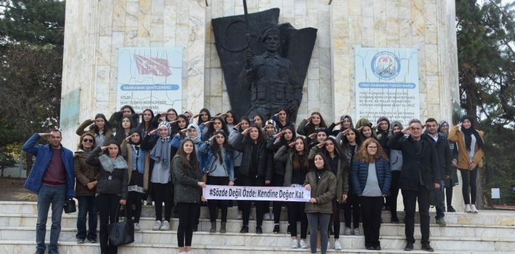 Liseli gençlerden Tugay Komutanlığı’na ziyaret