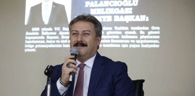 BAŞKAN PALANCIOĞLU, DENEYİMLERİNİ PAYLAŞTI